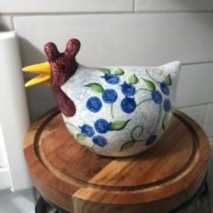 VINTAGE - 2002 CBK Ltd. Handpainted Ceramic Rooster/Chicken